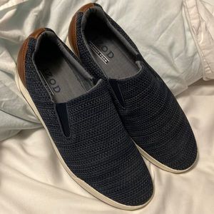 NEW!! Izod Memory Foam slip-ons